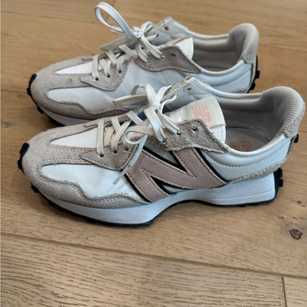 Beige and pink new balance 327 Sneakers